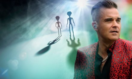 Robbie Williams instala seguridad por temor a que lo contacten los alienígenas