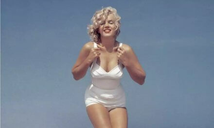 Hermosas fotos de Marilyn Monroe tomadas por Sam Shaw en la playa en 1957