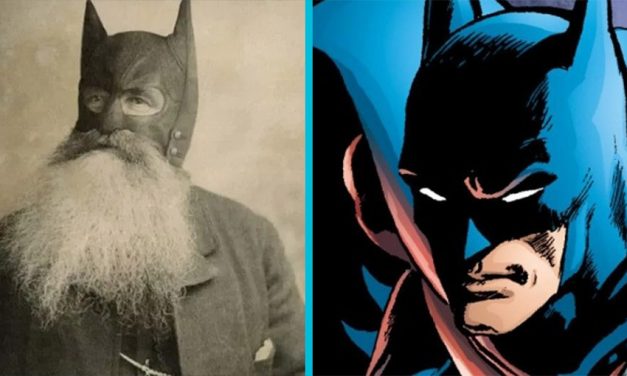 El caballero oscuro BATMAN, inspirado en la verdadera historia de Bill Smith, un hombre gordo y barbado